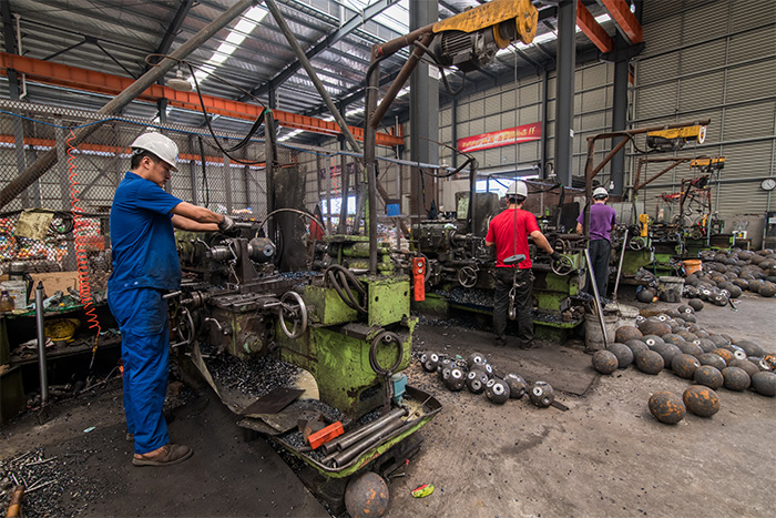 克孜勒苏柯尔克孜网架配件车间